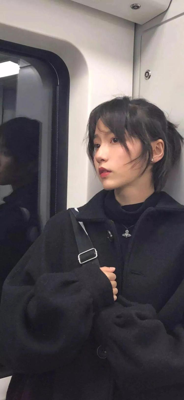 诸葛大力化身「高阶绿茶」性感晒照！纯欲大力真顶！ - 人在洛杉矶网LAPeople.com