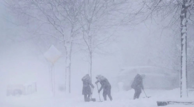 -45℃极寒+120公里/小时狂风！能见度为零！加拿大这个严冬太凶猛