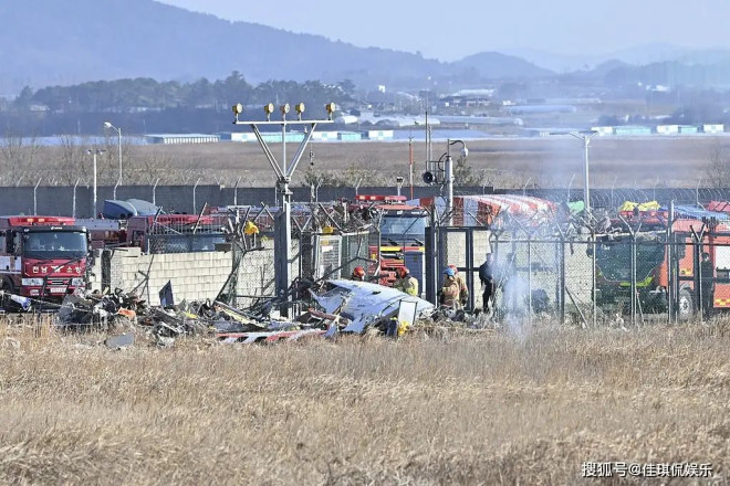 韩国客机撞墙事故后续：知情人曝出炸裂细节，有人与死神擦肩而过