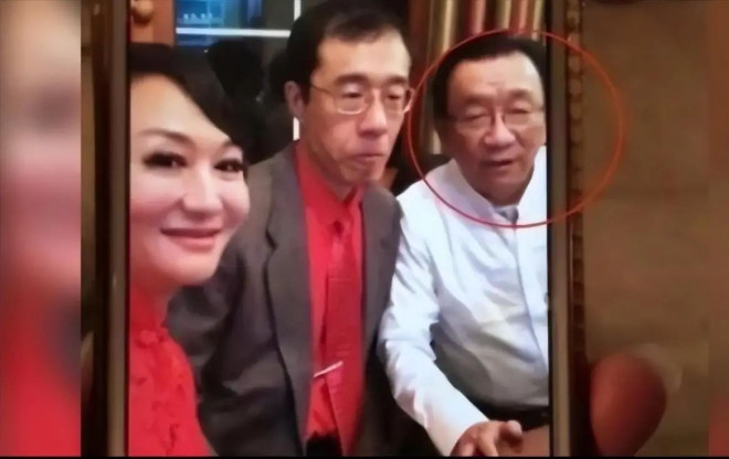 曹晴：辞职央视嫁美国富豪，婚后吃剩饭遭虐待暴瘦，却打死不离婚