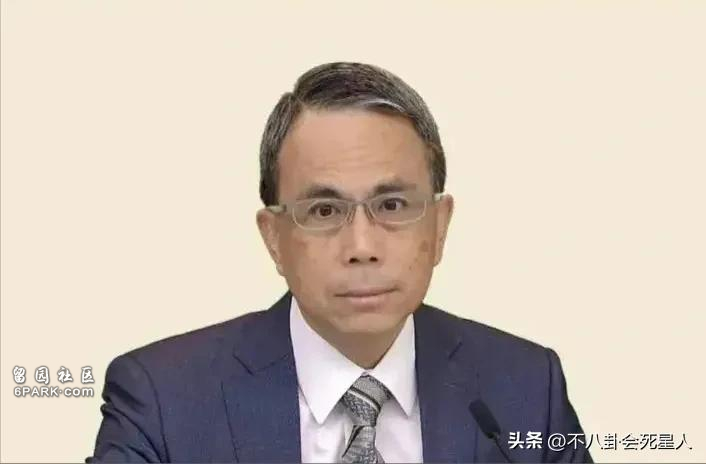 都是李嘉诚的基因 为何李泽钜和李泽楷差别那么大