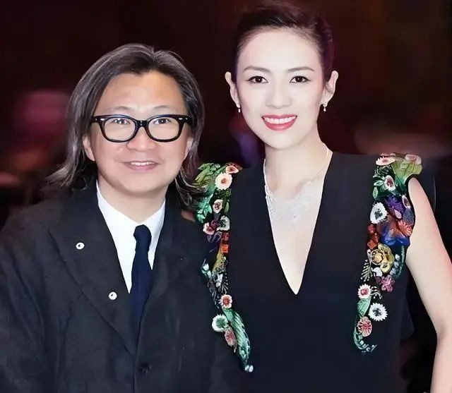 与汪峰离婚后，45岁章子怡哭着感谢陈可辛，她的心酸暴露无遗