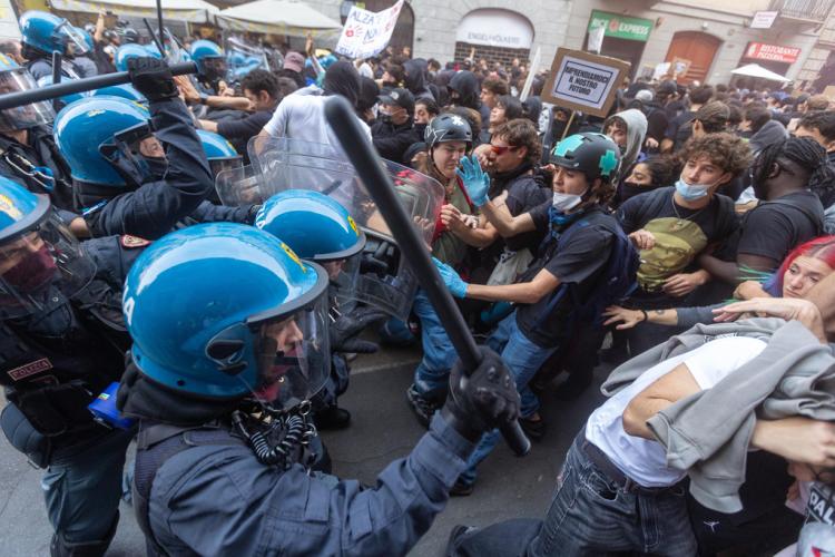 法国暴乱蔓延欧洲？比葡意阿尔巴尼亚同爆街头怒火一文看清各国"战况" - 人在温哥华网VanPeople.com